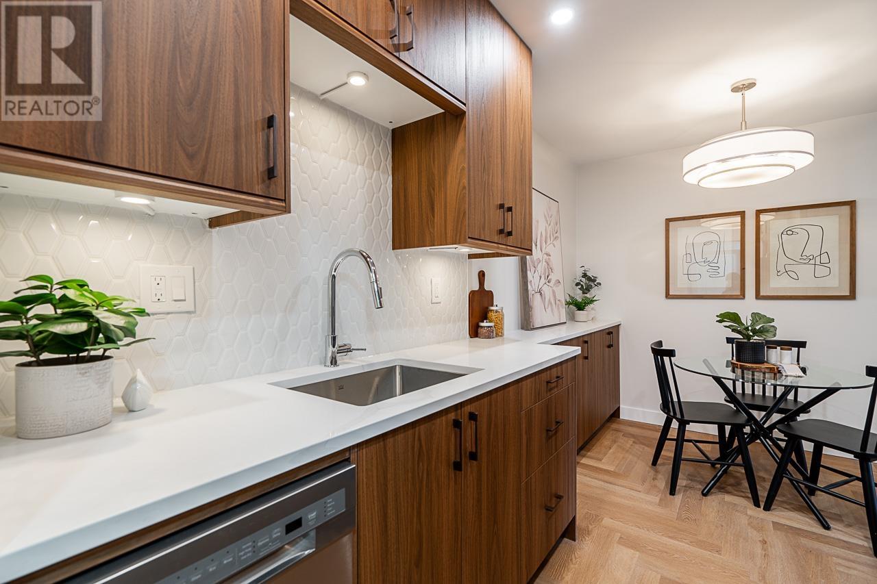 207 1717 W 13th Avenue, Vancouver, British Columbia  V6J 2H2 - Photo 5 - R2973078