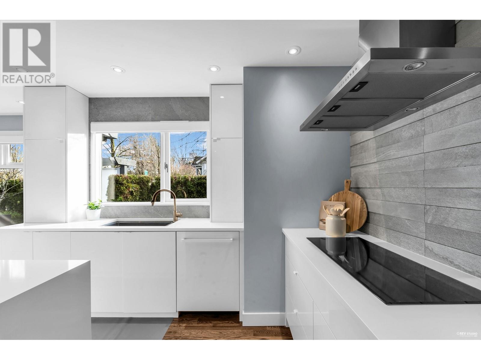 1906 W 14th Avenue, Vancouver, British Columbia  V6J 2K2 - Photo 11 - R2973209
