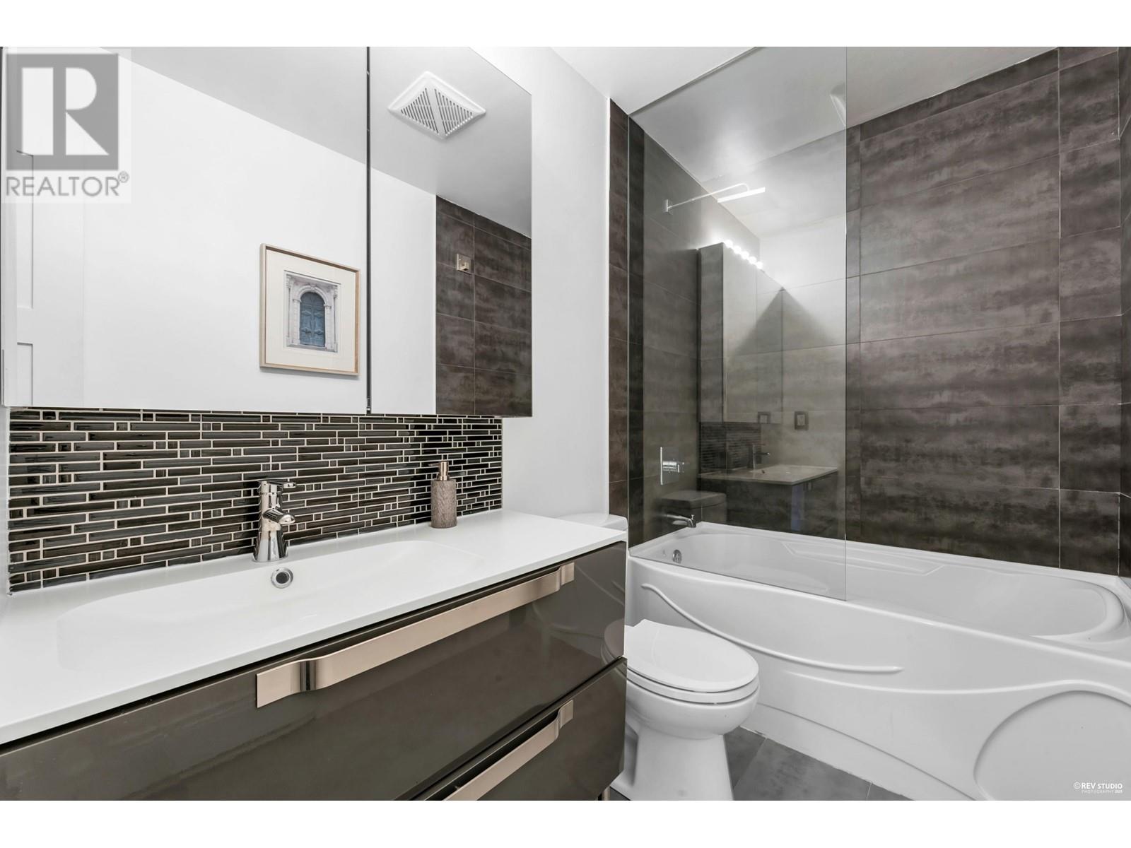 1906 W 14th Avenue, Vancouver, British Columbia  V6J 2K2 - Photo 26 - R2973209