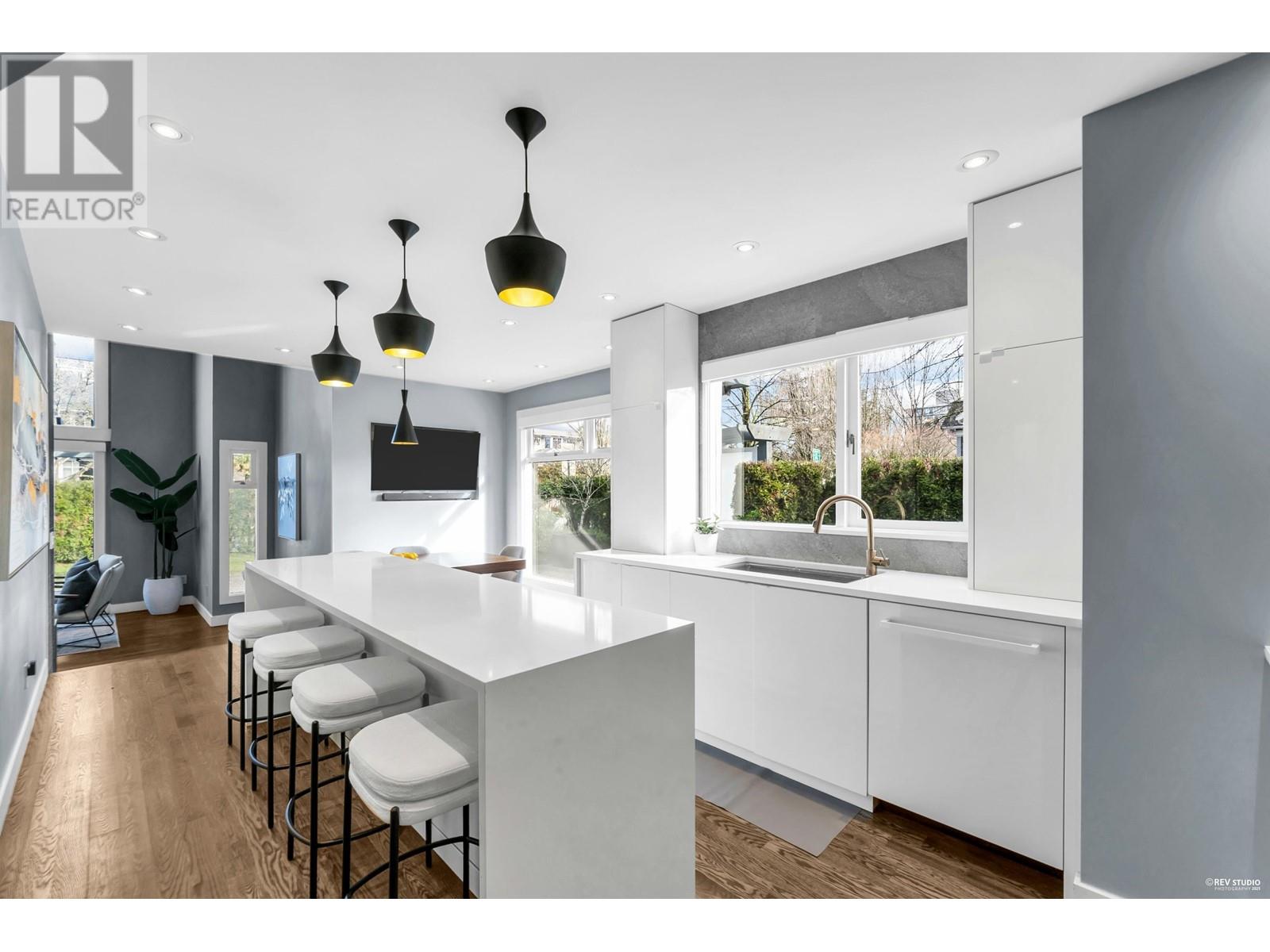 1906 W 14th Avenue, Vancouver, British Columbia  V6J 2K2 - Photo 9 - R2973209