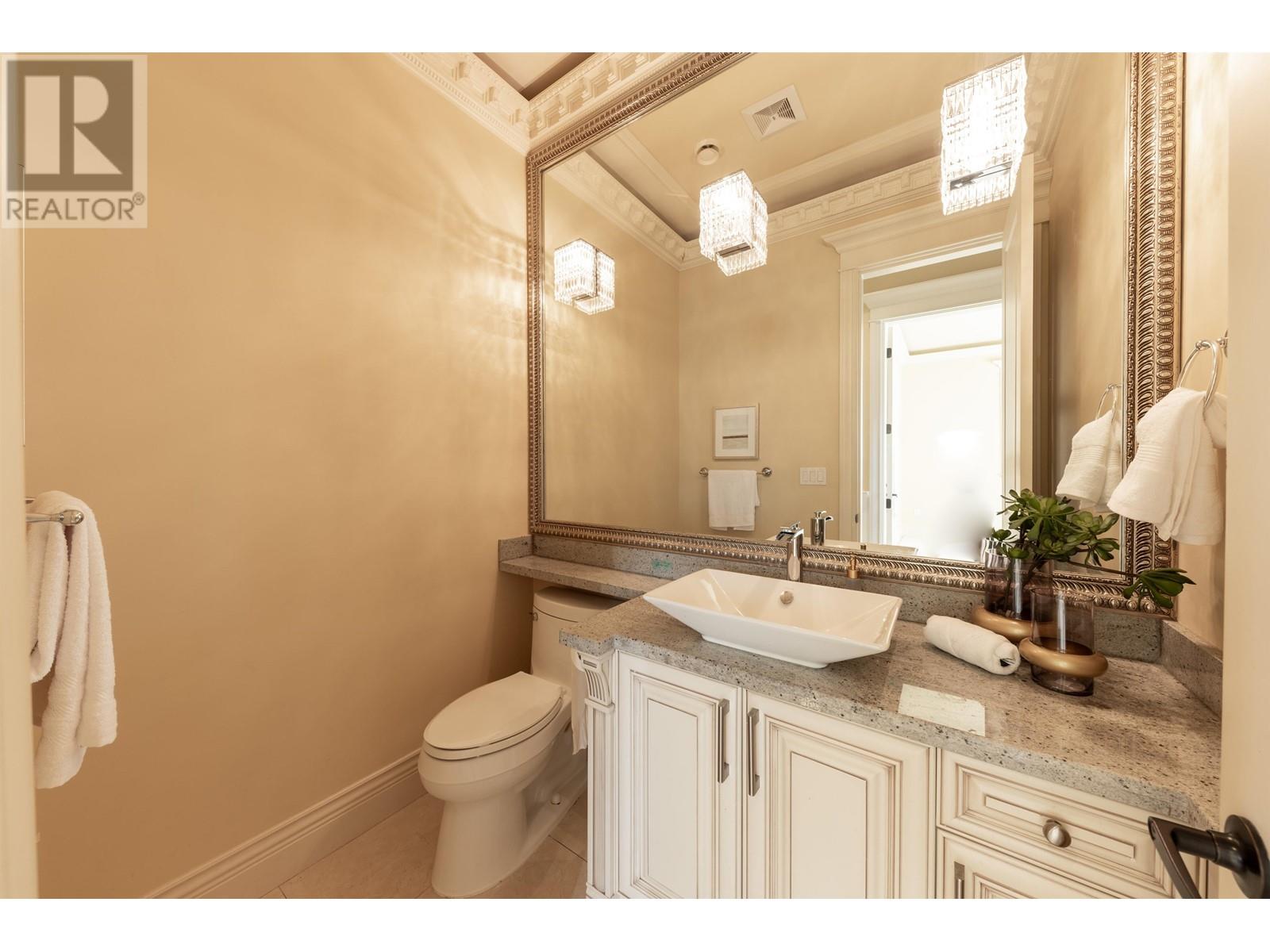 Listing Picture 19 of 32 : 9340 CHAPMOND CRESCENT, Richmond / 烈治文 - 魯藝地產 Yvonne Lu Group - MLS Medallion Club Member