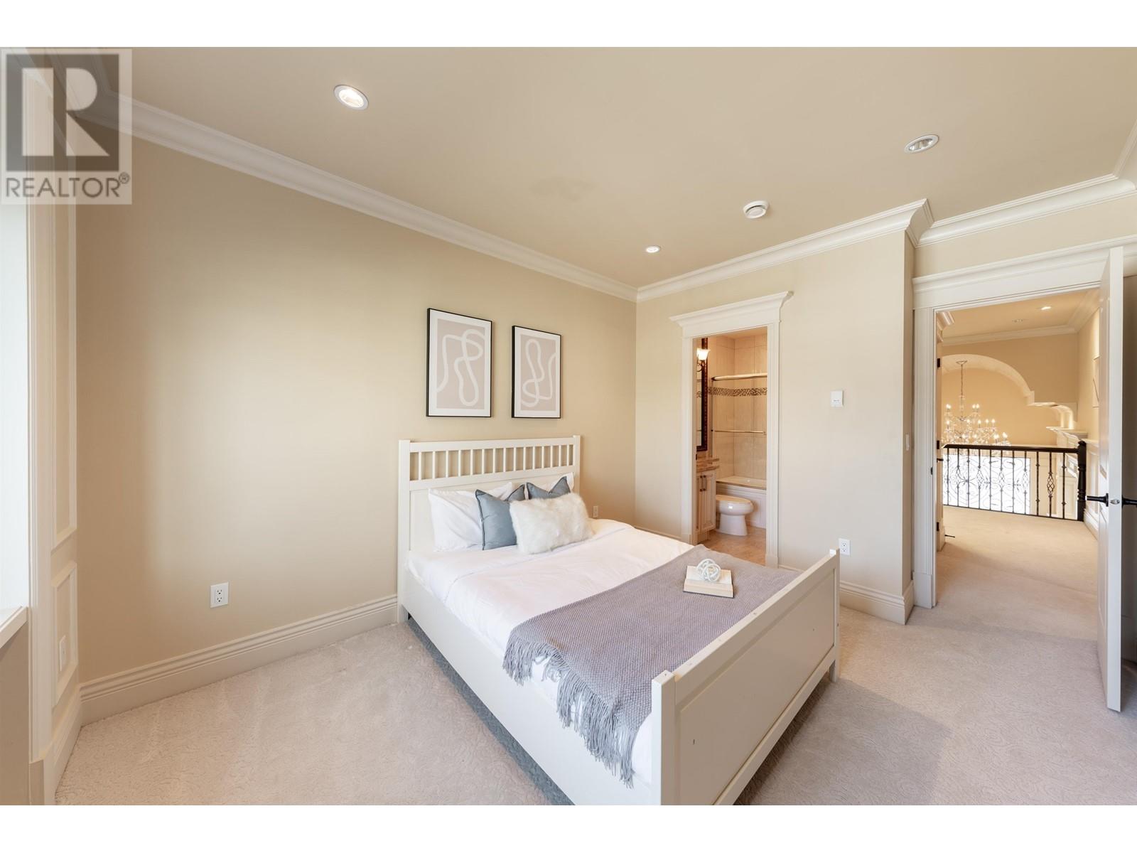 Listing Picture 27 of 32 : 9340 CHAPMOND CRESCENT, Richmond / 烈治文 - 魯藝地產 Yvonne Lu Group - MLS Medallion Club Member