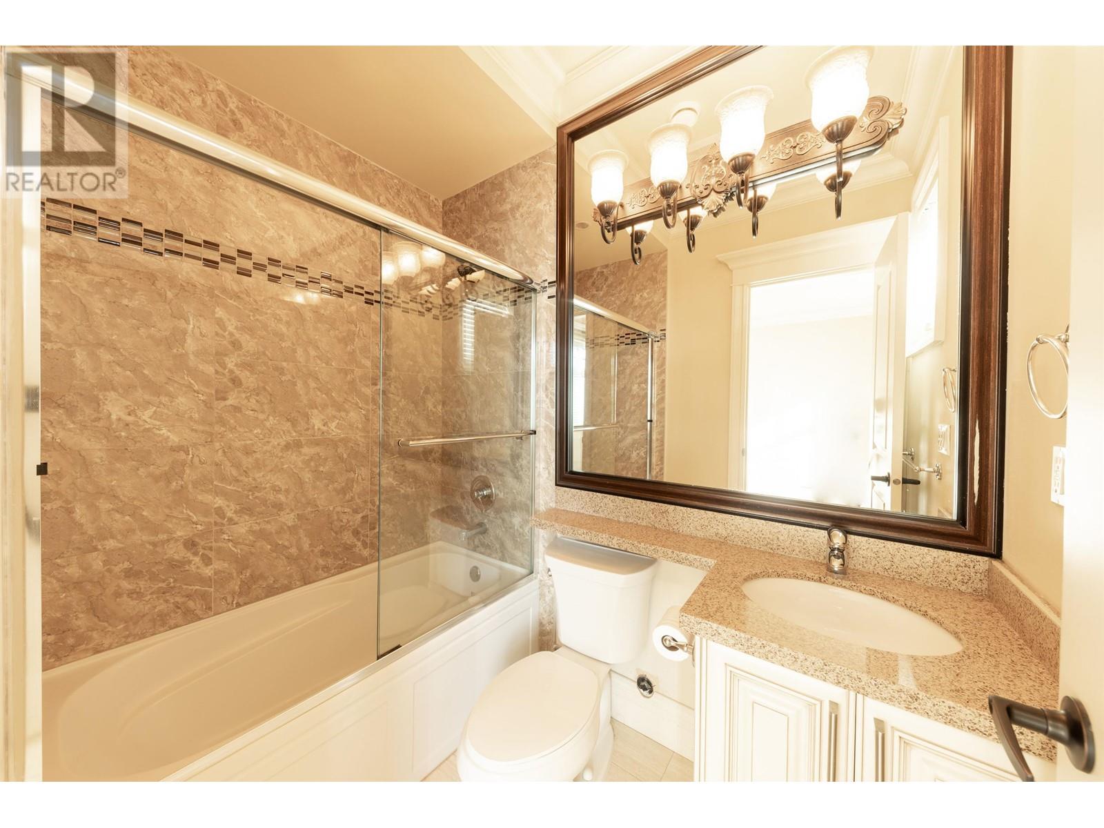 Listing Picture 28 of 32 : 9340 CHAPMOND CRESCENT, Richmond / 烈治文 - 魯藝地產 Yvonne Lu Group - MLS Medallion Club Member