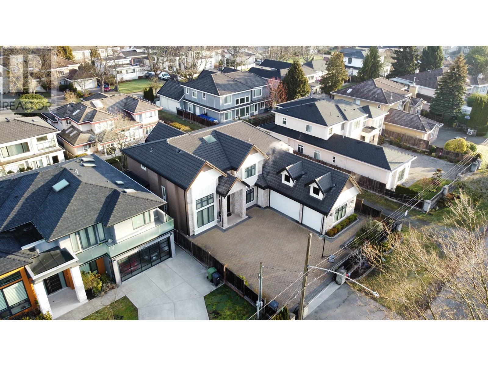 Listing Picture 31 of 32 : 9340 CHAPMOND CRESCENT, Richmond / 烈治文 - 魯藝地產 Yvonne Lu Group - MLS Medallion Club Member