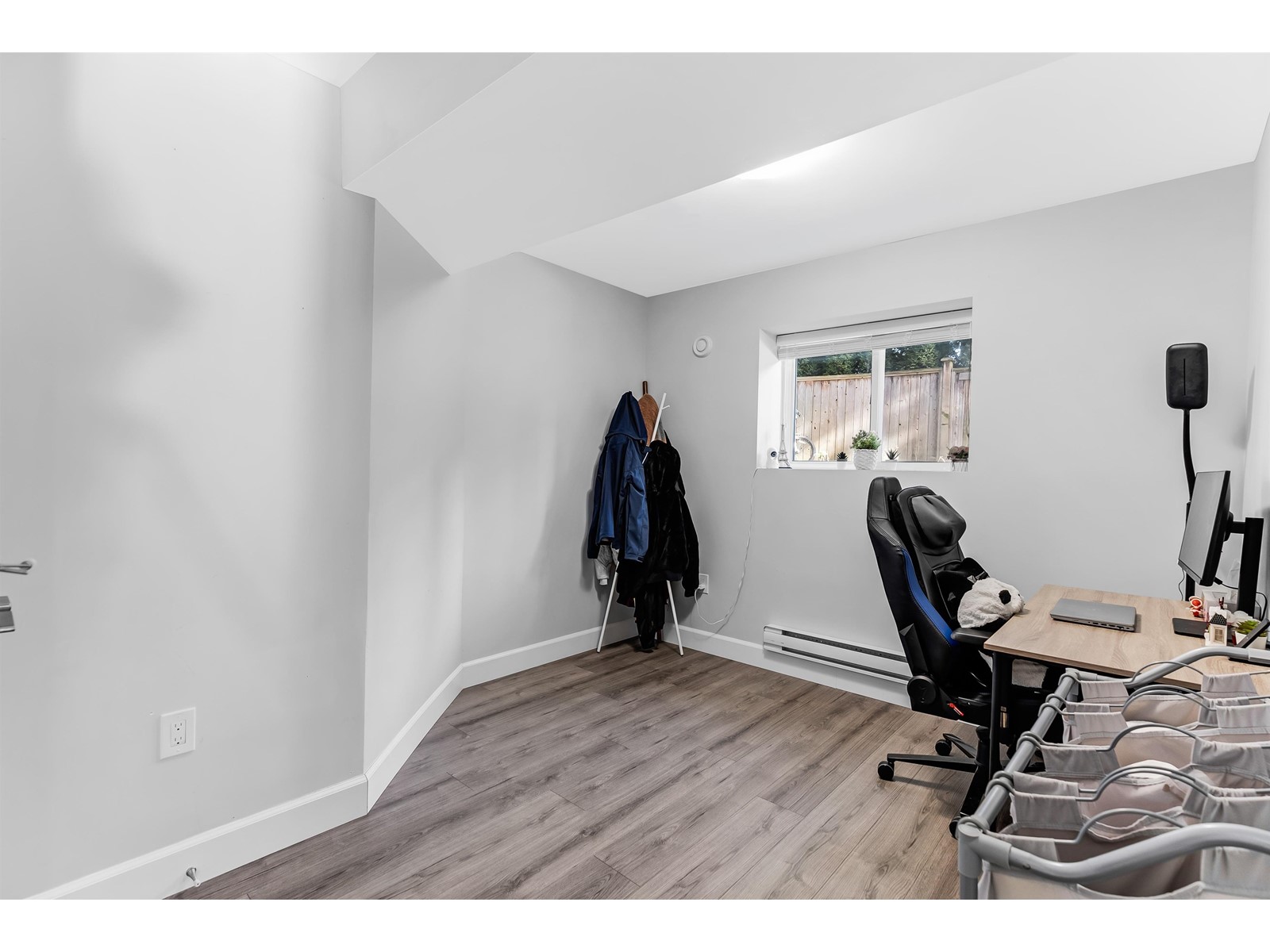 8646 154a Street, Surrey, British Columbia  V3S 3N8 - Photo 33 - R2972582