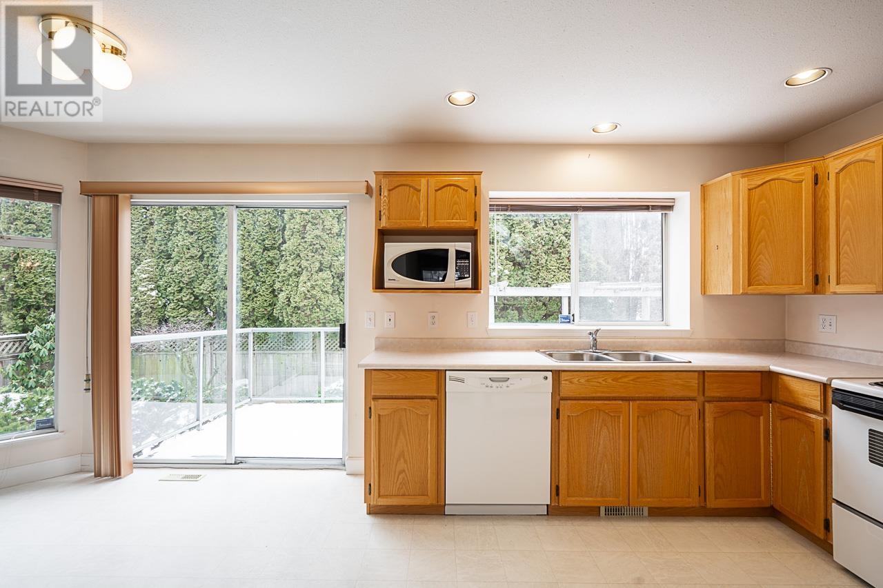 22060 Garratt Drive, Richmond, British Columbia  V6V 2P2 - Photo 9 - R2964799