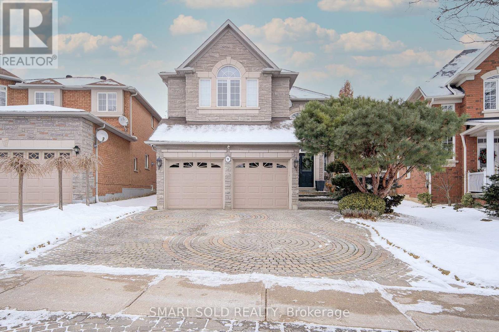 Property at 9 ALPINE CRESCENT image 1