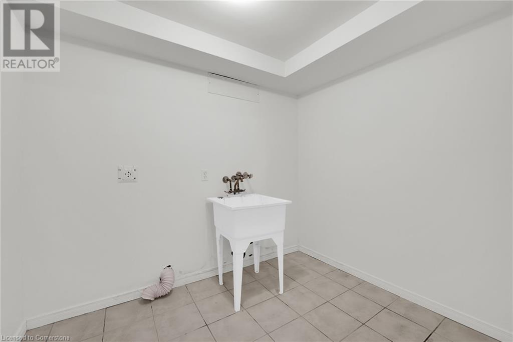 213 Nash Road S Unit# 16, Hamilton, Ontario  L8K 6S2 - Photo 31 - 40703065