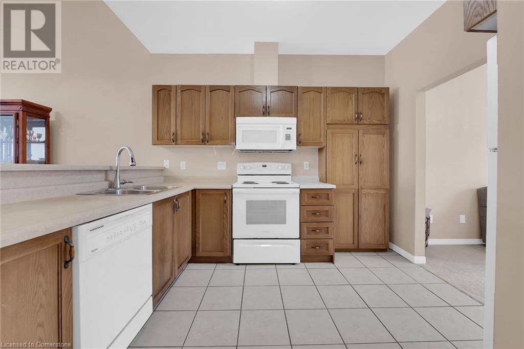 213 Nash Road S Unit# 16, Hamilton, Ontario  L8K 6S2 - Photo 8 - 40703065