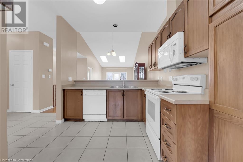 213 Nash Road S Unit# 16, Hamilton, Ontario  L8K 6S2 - Photo 9 - 40703065
