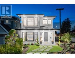 3 RANELAGH AVENUE, Burnaby, British Columbia