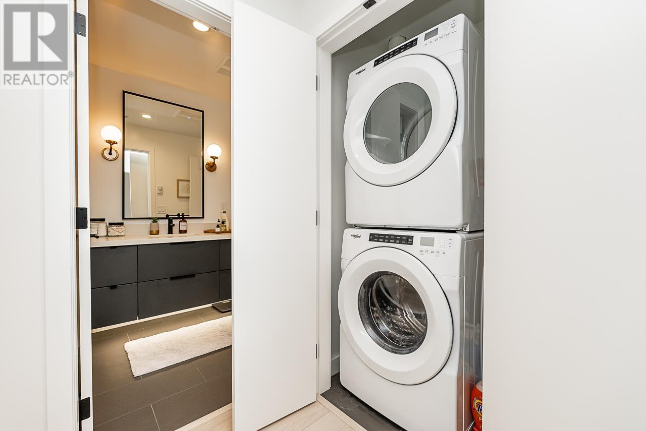 411 3038 St George Street, Port Moody, British Columbia  V3H 2H7 - Photo 15 - R2973006
