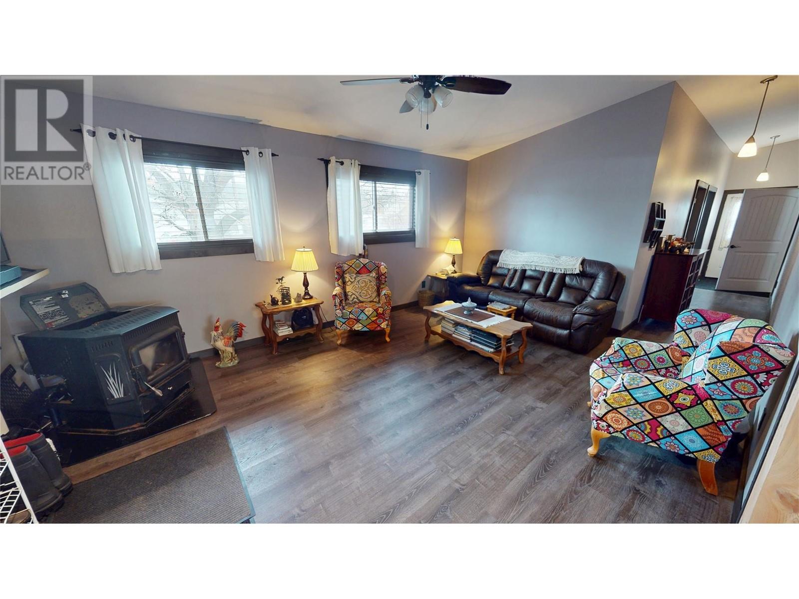 724 Innes Avenue S Unit# 29, Cranbrook, British Columbia  V1C 2A5 - Photo 3 - 10337438