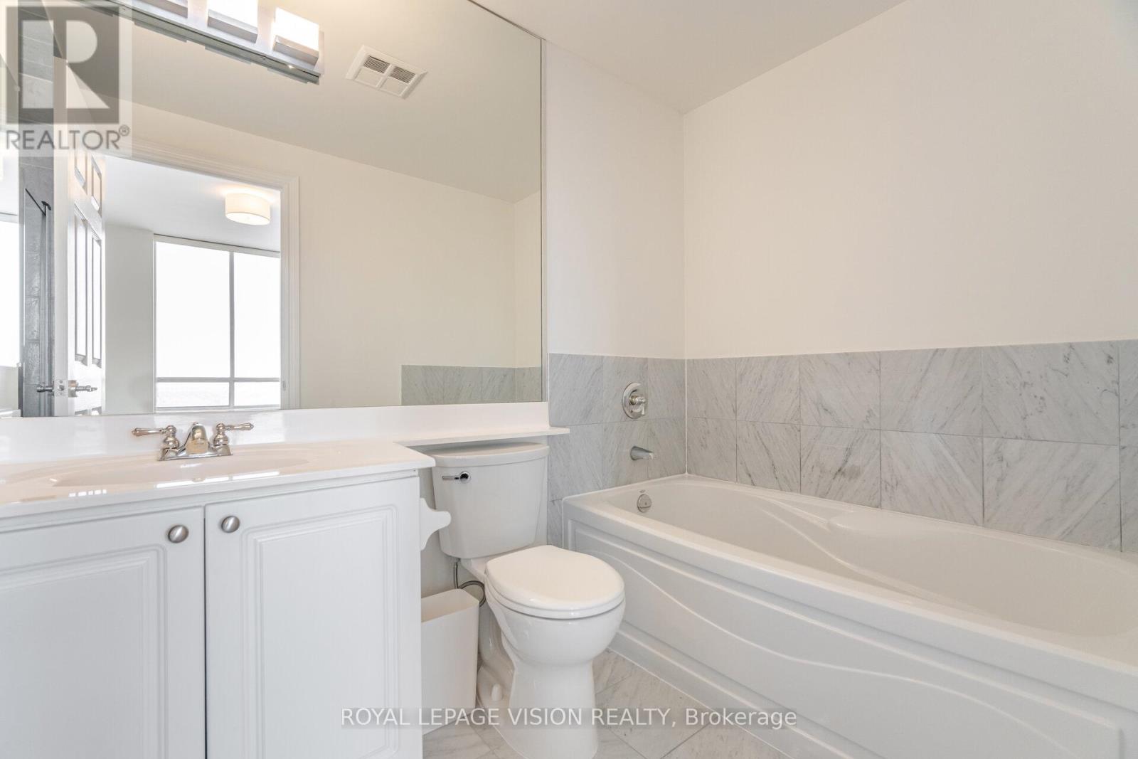 Ph20 - 5233 Dundas Street W, Toronto, Ontario  M9B 6M1 - Photo 23 - W12000021