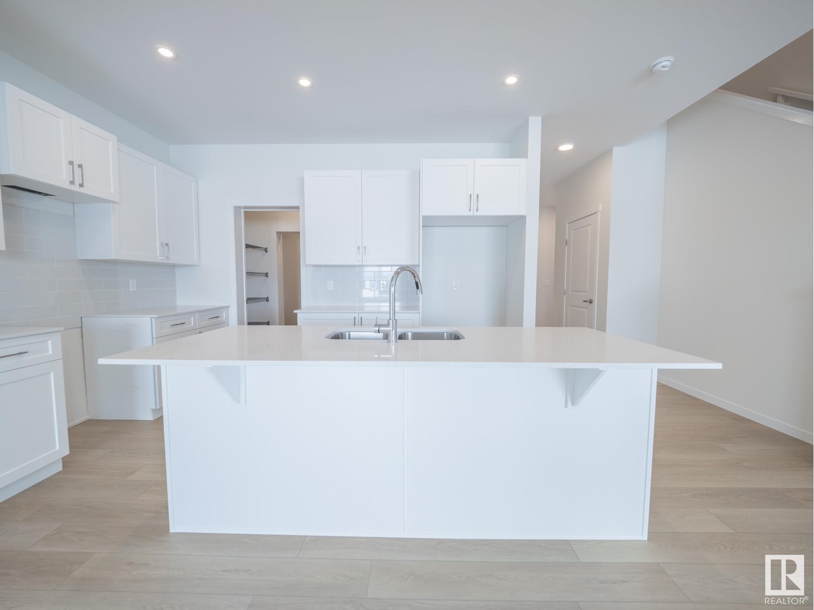 17367 3 St Nw, Edmonton, Alberta  T5Y 4G7 - Photo 7 - E4423861