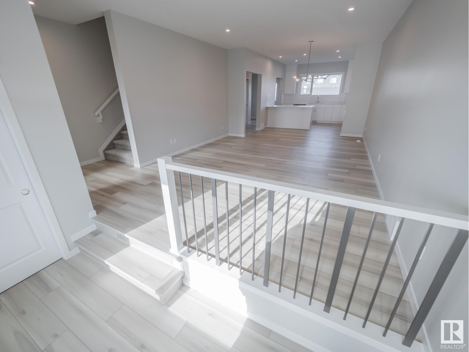 Property at 22612 88 AV NW image 2