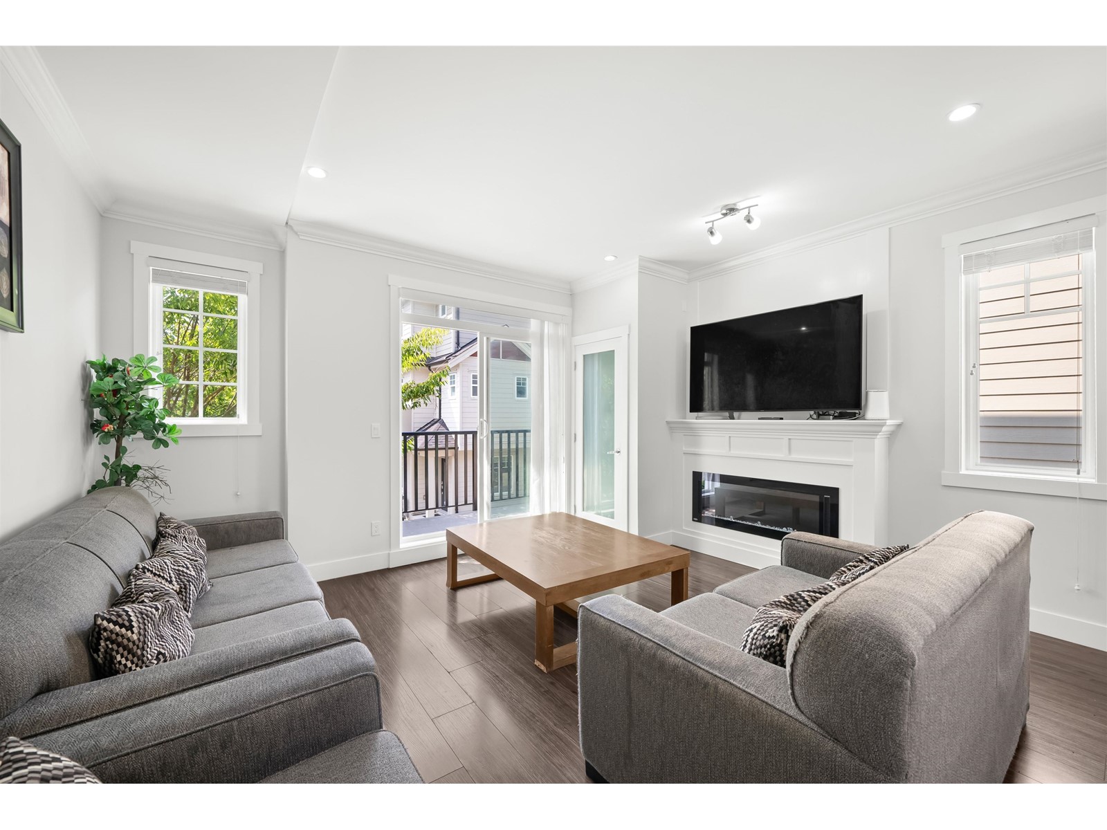 156 13898 64 Avenue, Surrey, British Columbia  V3W 1L6 - Photo 5 - R2973274