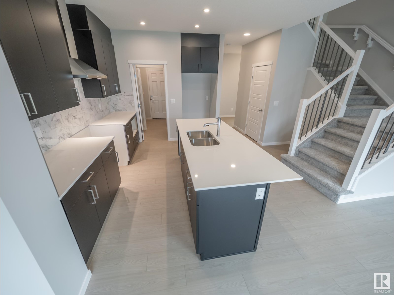 22403 90 Av Nw, Edmonton, Alberta  T5T 7X2 - Photo 8 - E4423872
