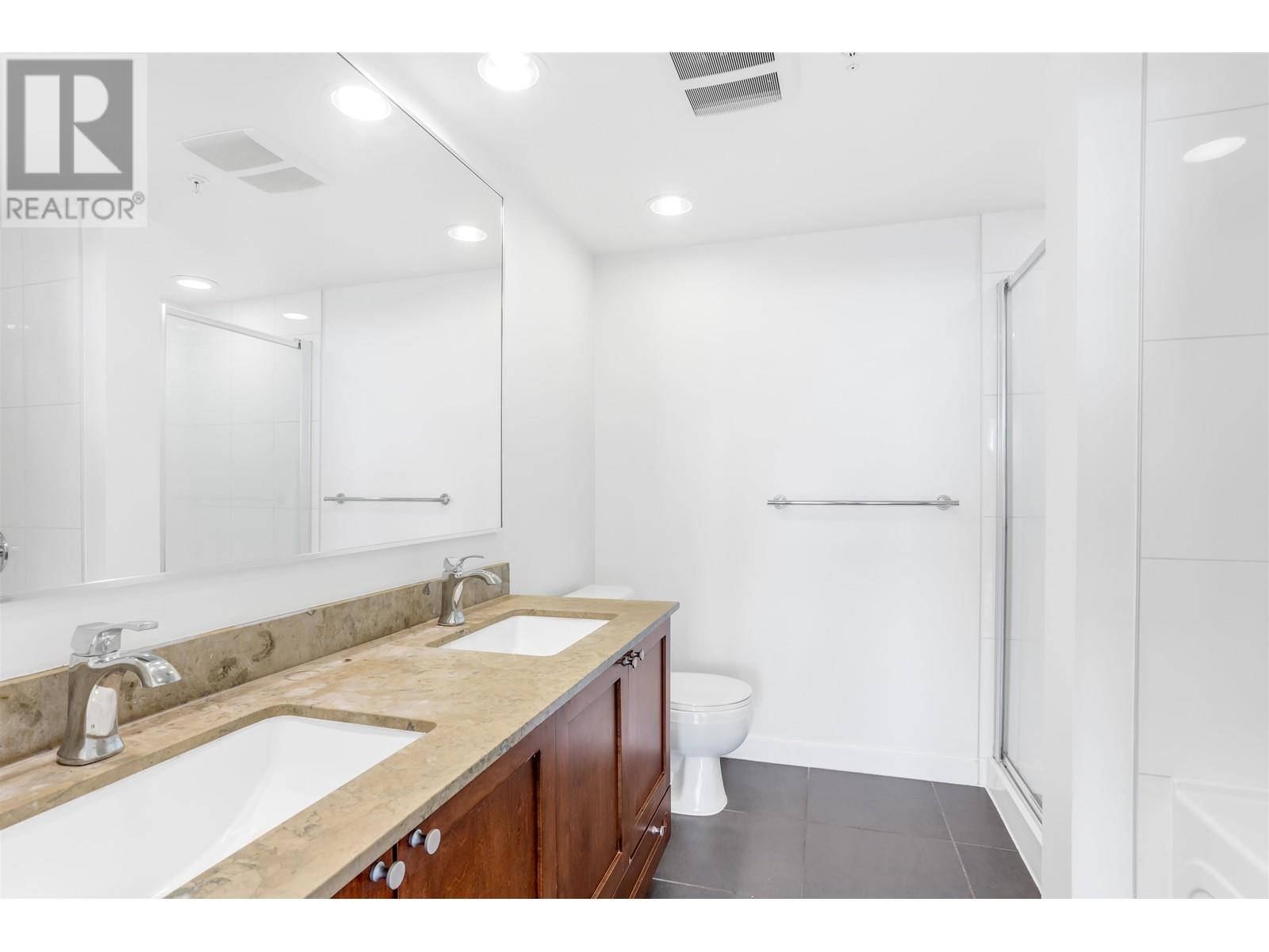 Listing Picture 12 of 19 : 1703 7088 SALISBURY AVENUE, Burnaby / 本拿比 - 魯藝地產 Yvonne Lu Group - MLS Medallion Club Member
