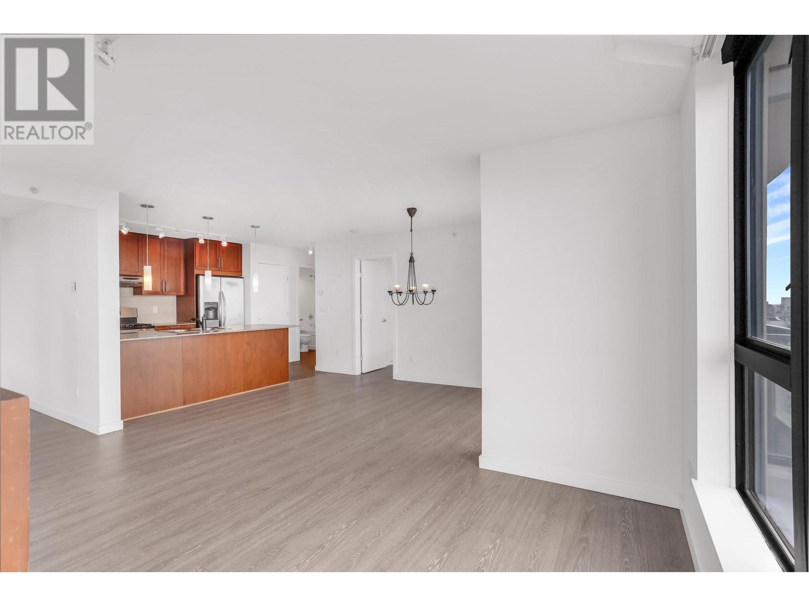 Listing Picture 9 of 19 : 1703 7088 SALISBURY AVENUE, Burnaby / 本拿比 - 魯藝地產 Yvonne Lu Group - MLS Medallion Club Member