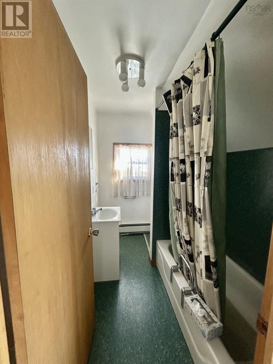 16 Forest Street, Inverness, Nova Scotia  B0E 1N0 - Photo 14 - 202504084