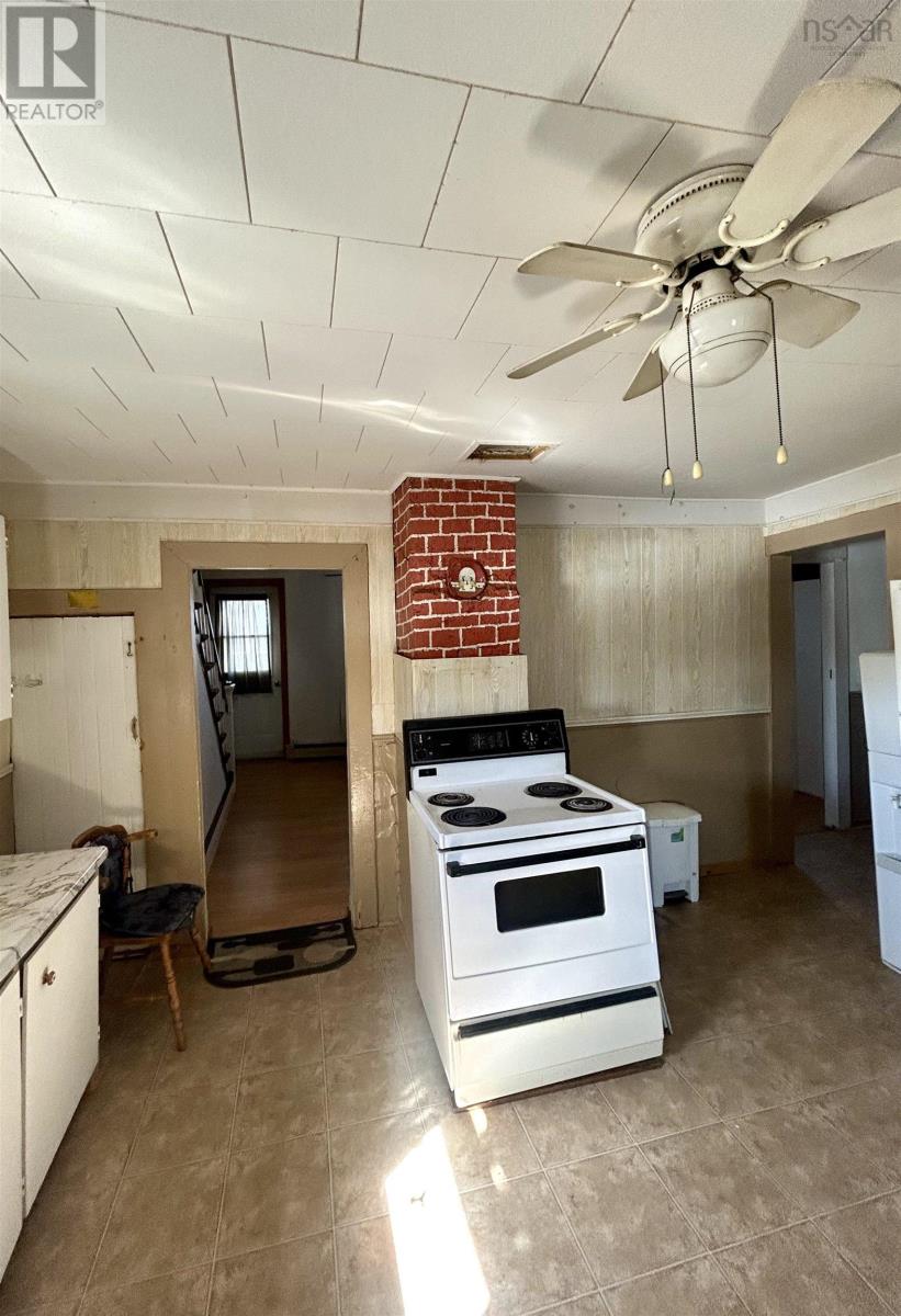 16 Forest Street, Inverness, Nova Scotia  B0E 1N0 - Photo 4 - 202504084