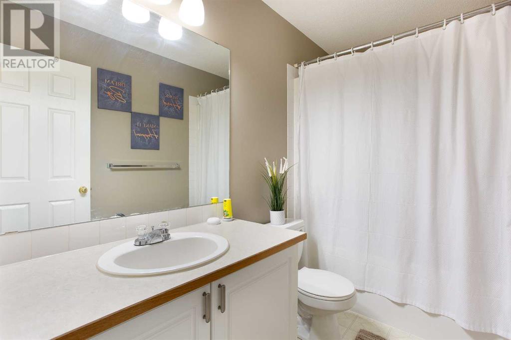 12 Panamount Crescent Nw, Calgary, Alberta  T3K 5L7 - Photo 17 - A2188971