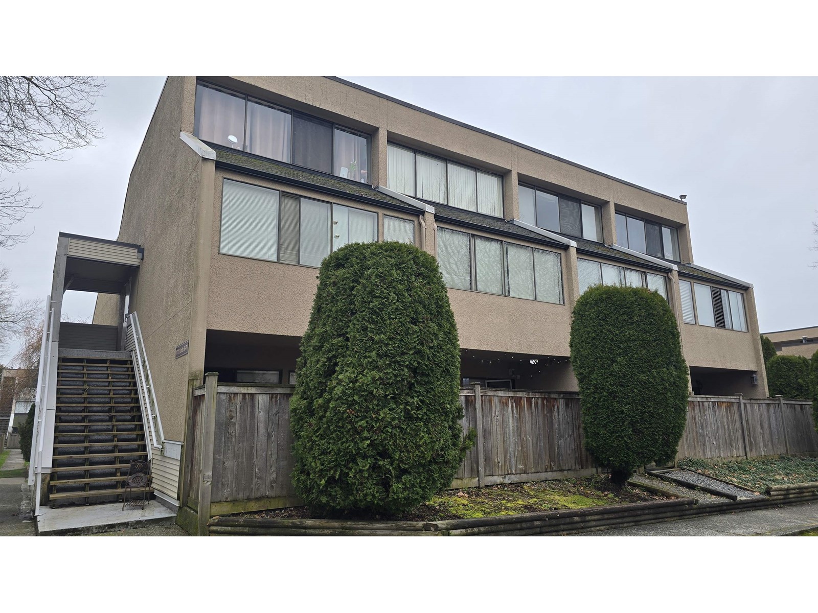 Property at 73 17712 60 AVENUE image 1