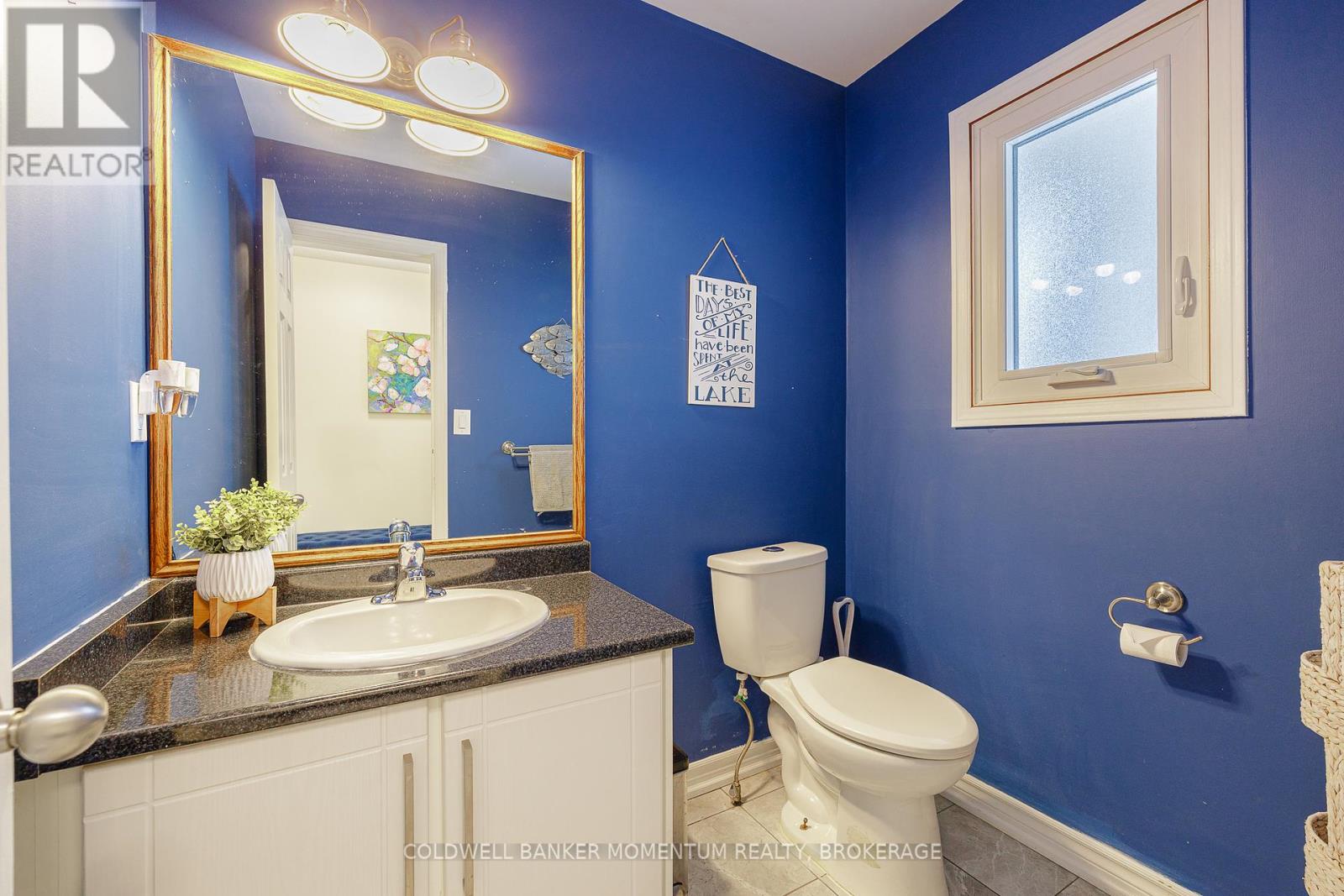 Property at 6 RANNIE COURT image 4