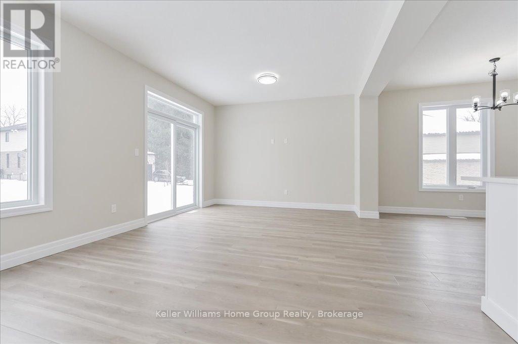 574 James Street, Centre Wellington, Ontario  N1M 2J1 - Photo 11 - X12000103