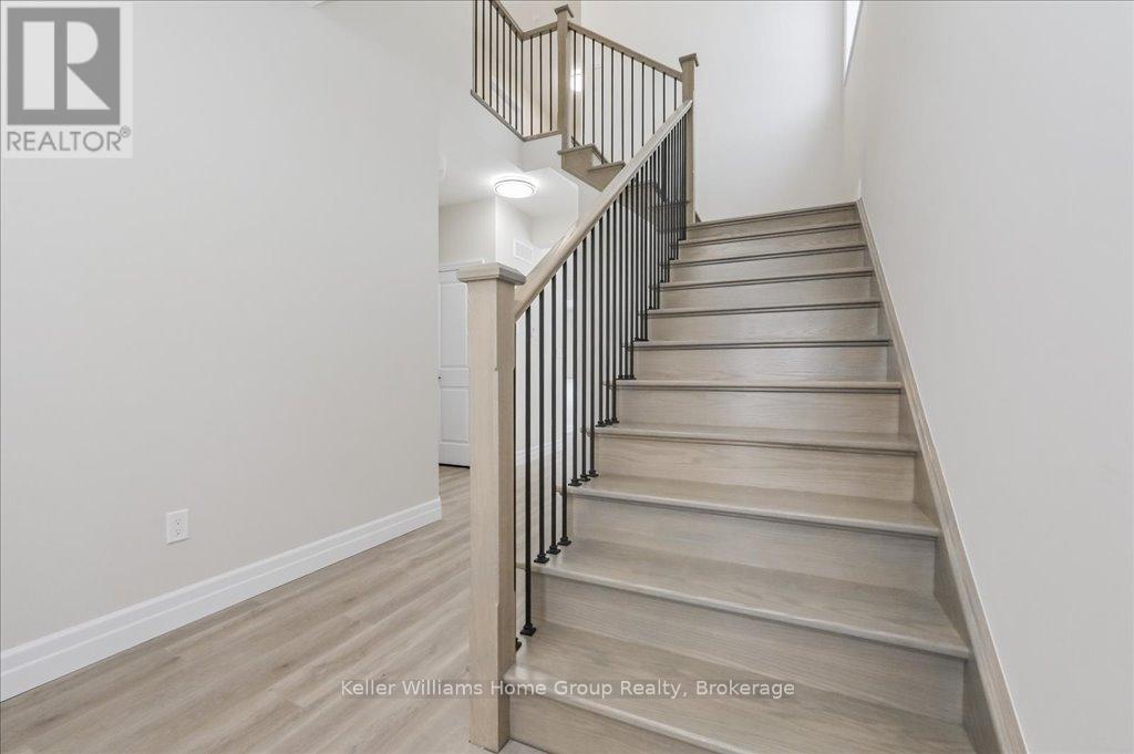 574 James Street, Centre Wellington, Ontario  N1M 2J1 - Photo 15 - X12000103