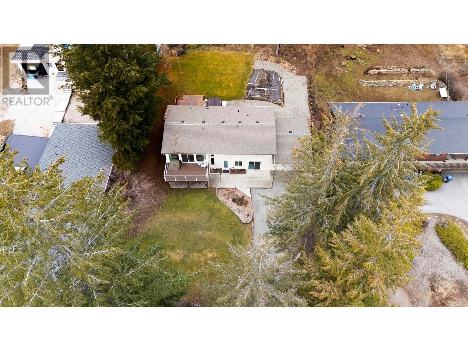 Property at 1338 Parkinson Road image 4