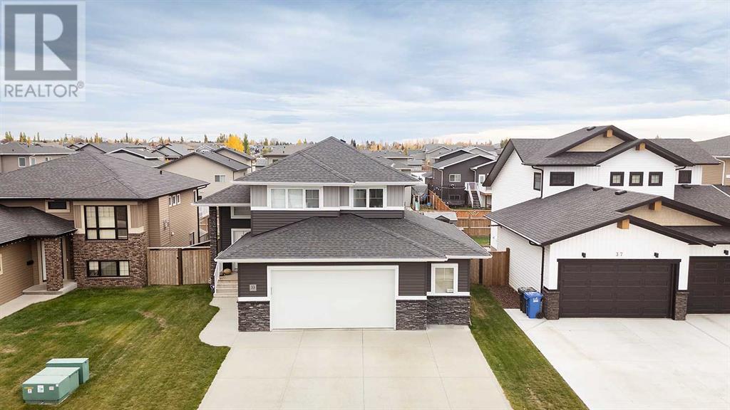 33 Arrowwood Close, Blackfalds, Alberta  T4M 0H9 - Photo 2 - A2198318