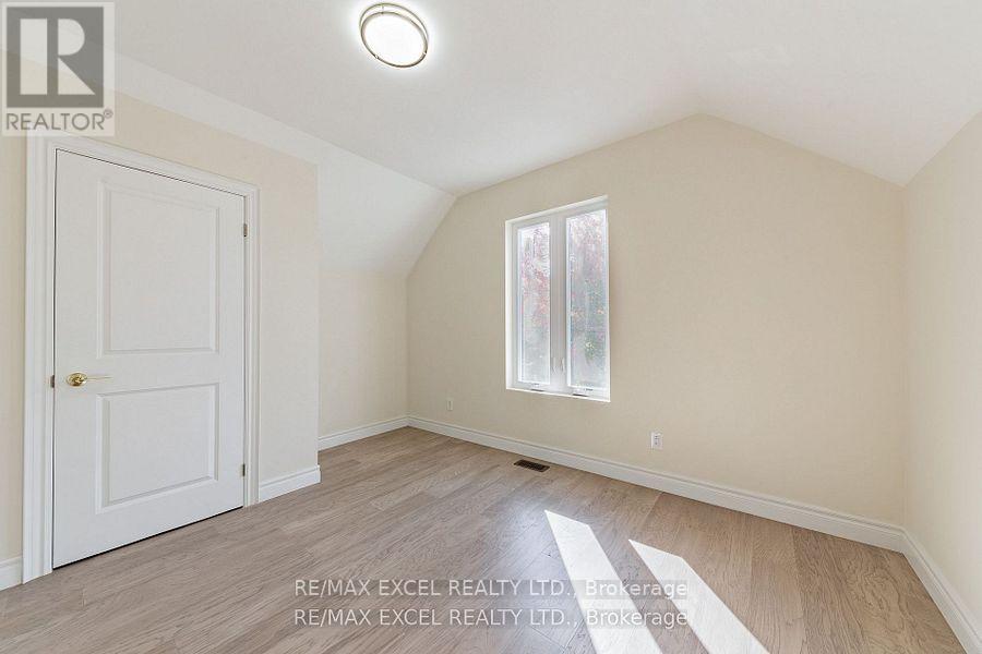 75 Harvie Avenue, Toronto (Corso Italia-Davenport), Ontario  M6E 4K4 - Photo 21 - W12000165