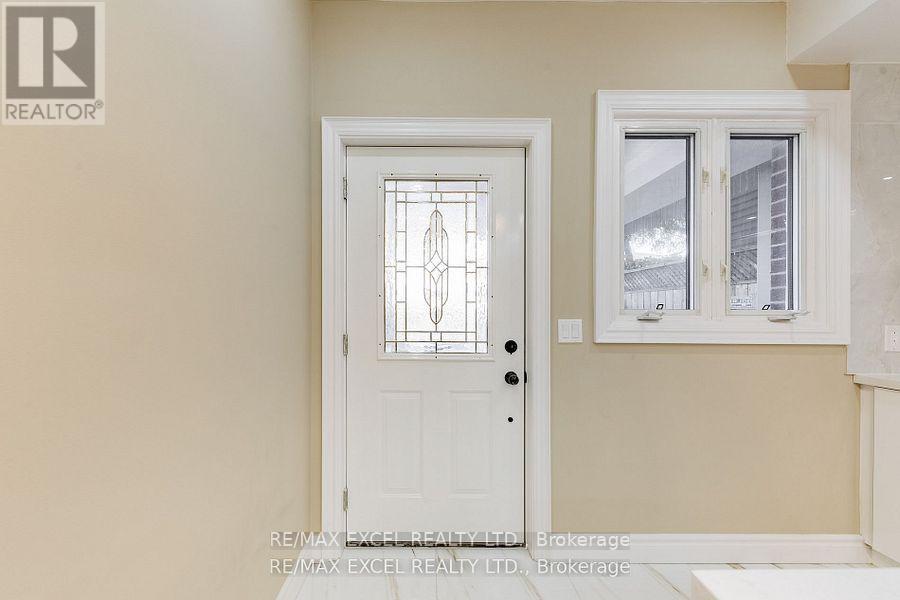75 Harvie Avenue, Toronto (Corso Italia-Davenport), Ontario  M6E 4K4 - Photo 34 - W12000165