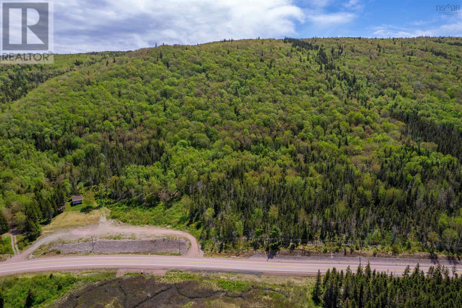 47403 Cabot Trail, Goose Cove, Nova Scotia  B0E 1B0 - Photo 2 - 202504087