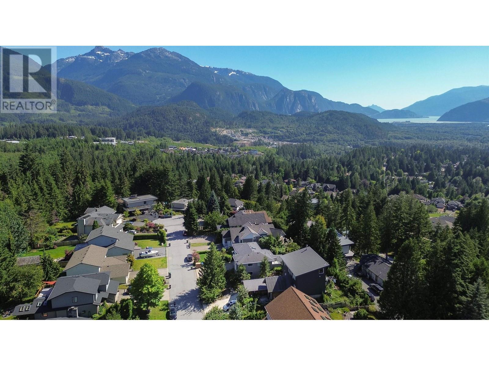 1011 Tobermory Way, Squamish, British Columbia  V0N 1T0 - Photo 30 - R2972305