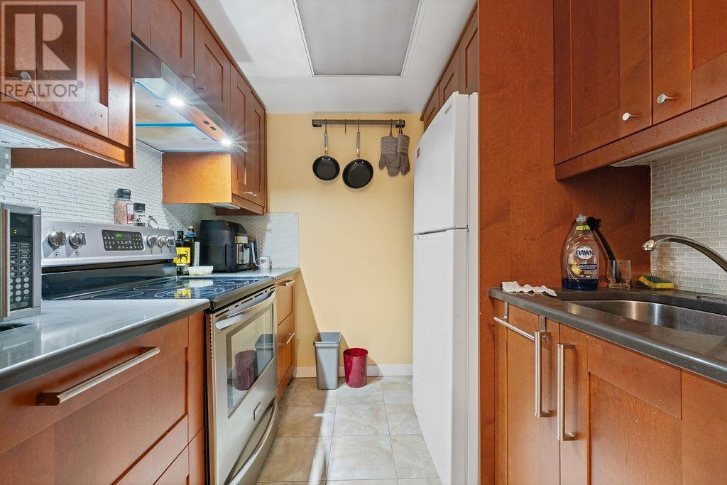 404 238 Alvin Narod Mews, Vancouver, British Columbia  V6B 5Z3 - Photo 11 - R2973238