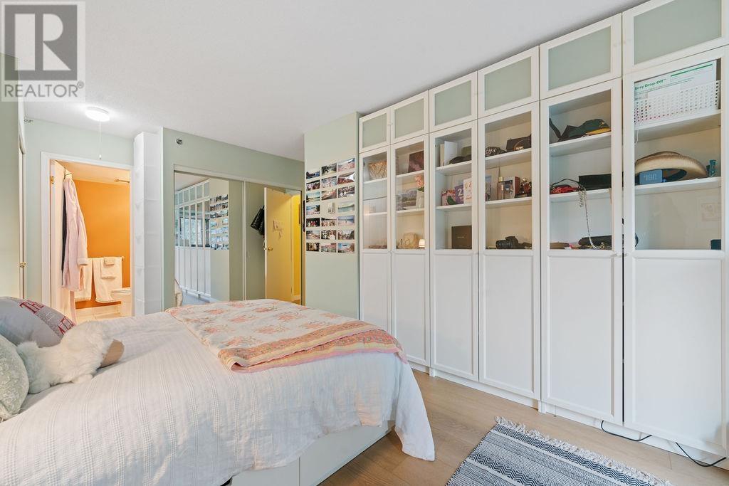 404 238 Alvin Narod Mews, Vancouver, British Columbia  V6B 5Z3 - Photo 16 - R2973238