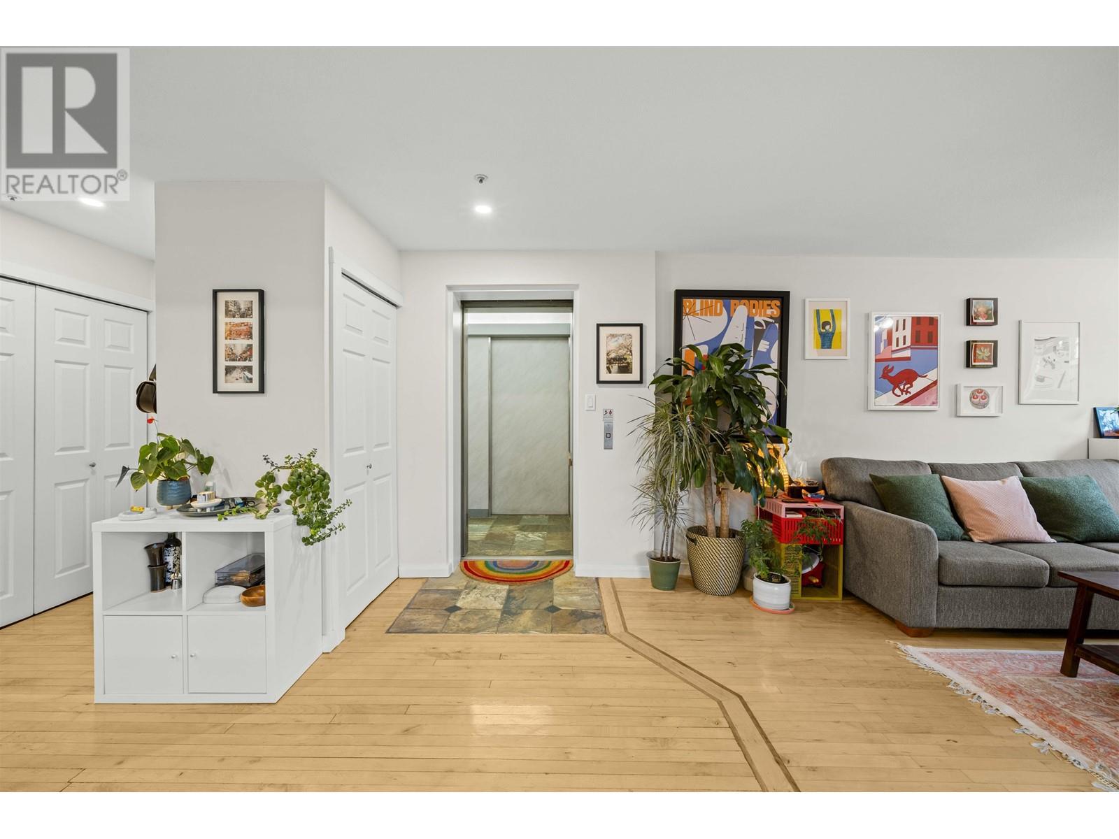 201 1868 W 8th Avenue, Vancouver, British Columbia  V6J 5G3 - Photo 6 - R2973295