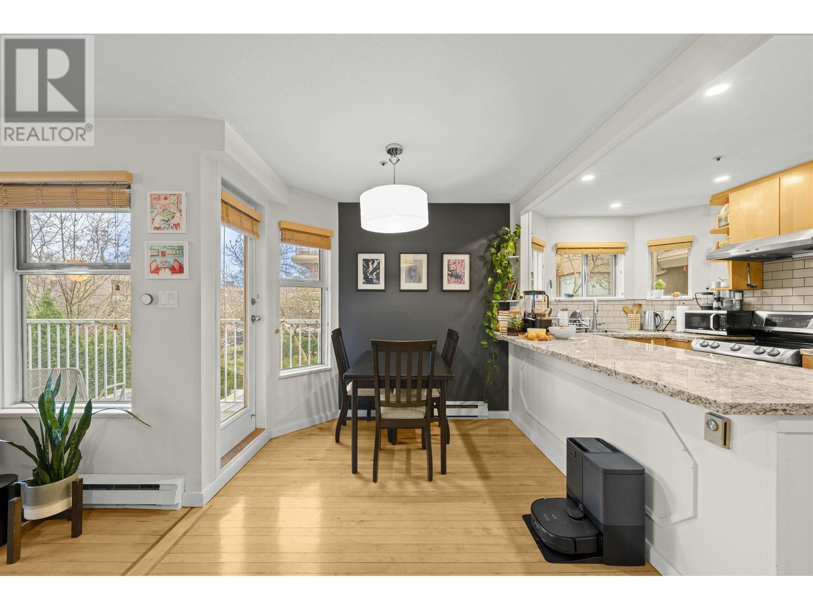 201 1868 W 8th Avenue, Vancouver, British Columbia  V6J 5G3 - Photo 8 - R2973295