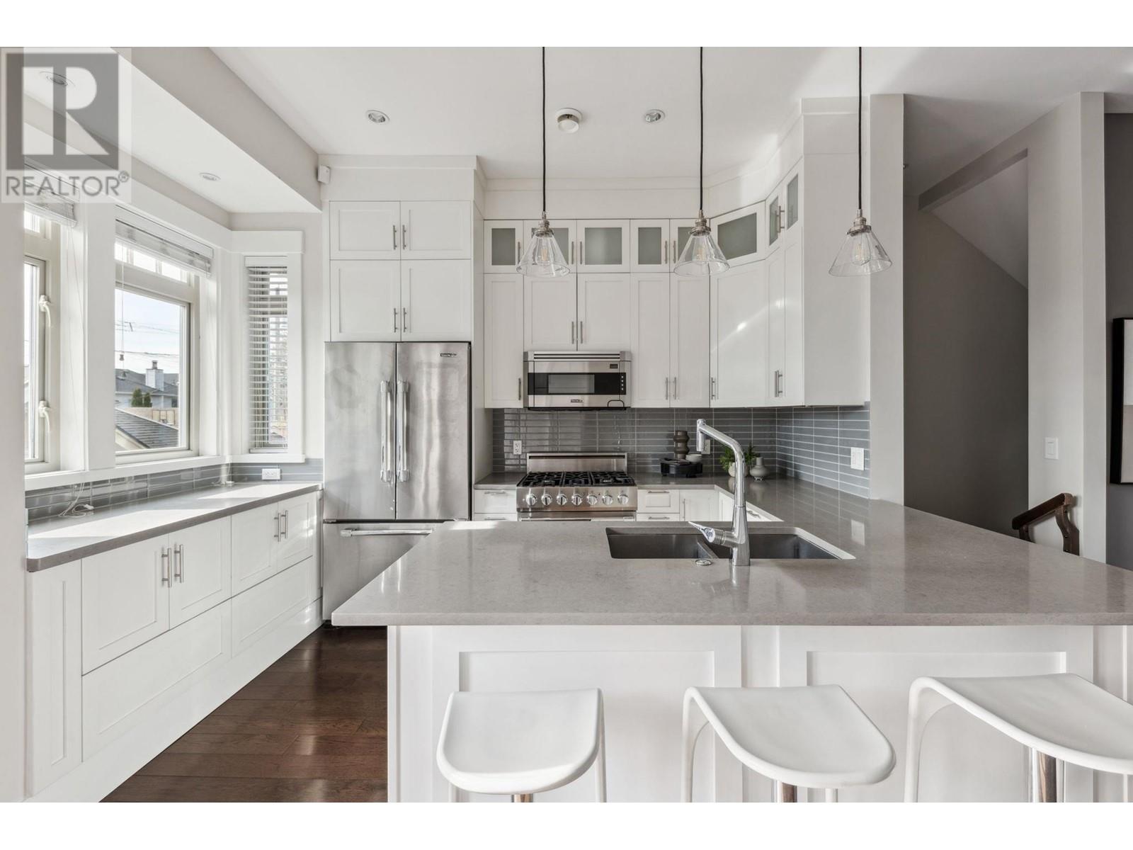 2806 W 7th Avenue, Vancouver, British Columbia  V6K 1Z6 - Photo 12 - R2973296