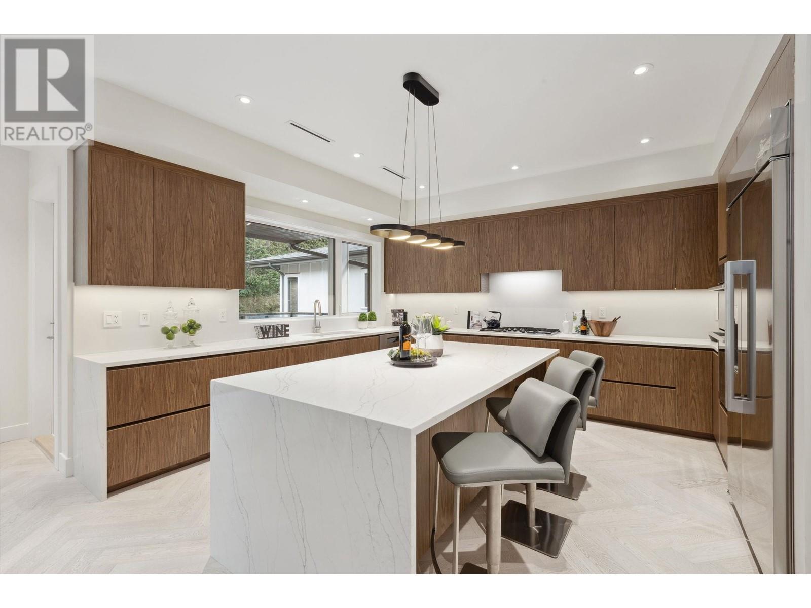 3533 Anne Macdonald Way, North Vancouver, British Columbia  V7G 2S7 - Photo 17 - R2973243