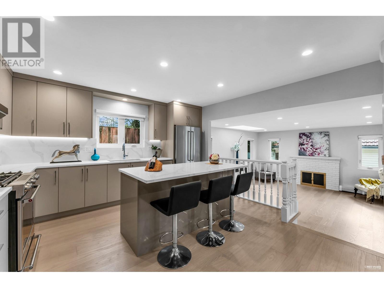 2052 W 44th Avenue, Vancouver, British Columbia  V6M 2E9 - Photo 12 - R2973258