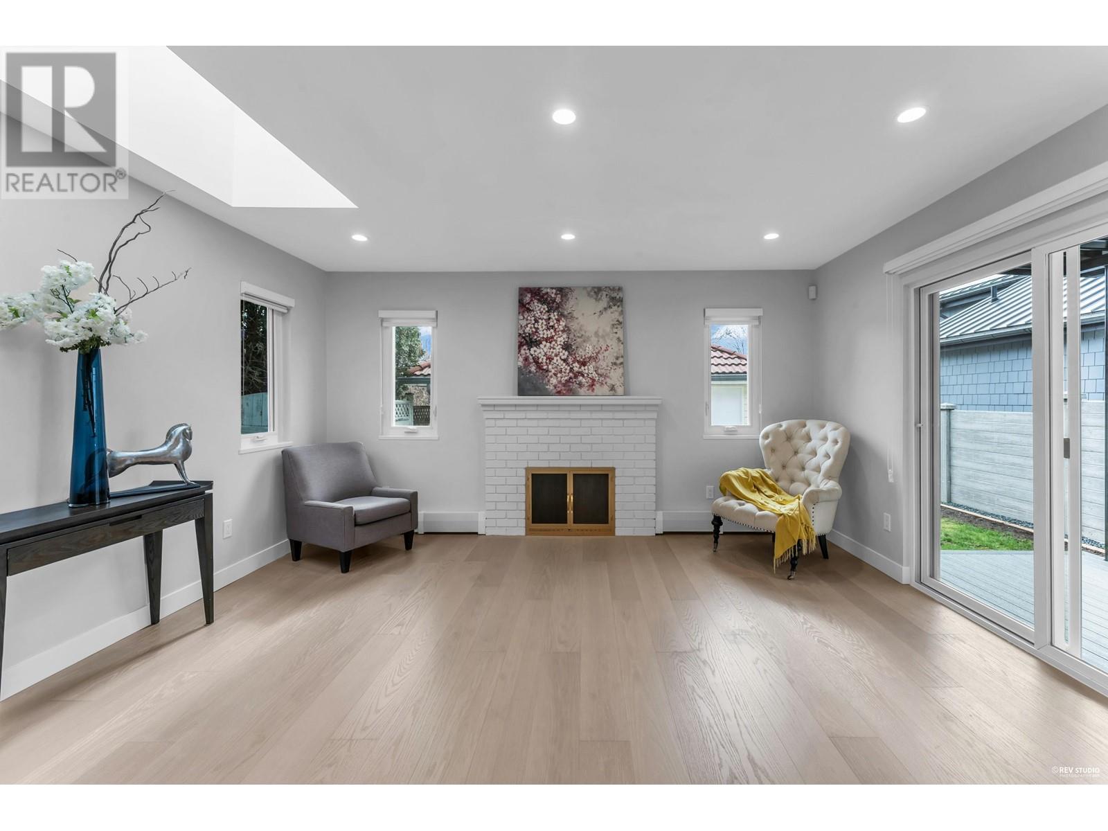 2052 W 44th Avenue, Vancouver, British Columbia  V6M 2E9 - Photo 14 - R2973258