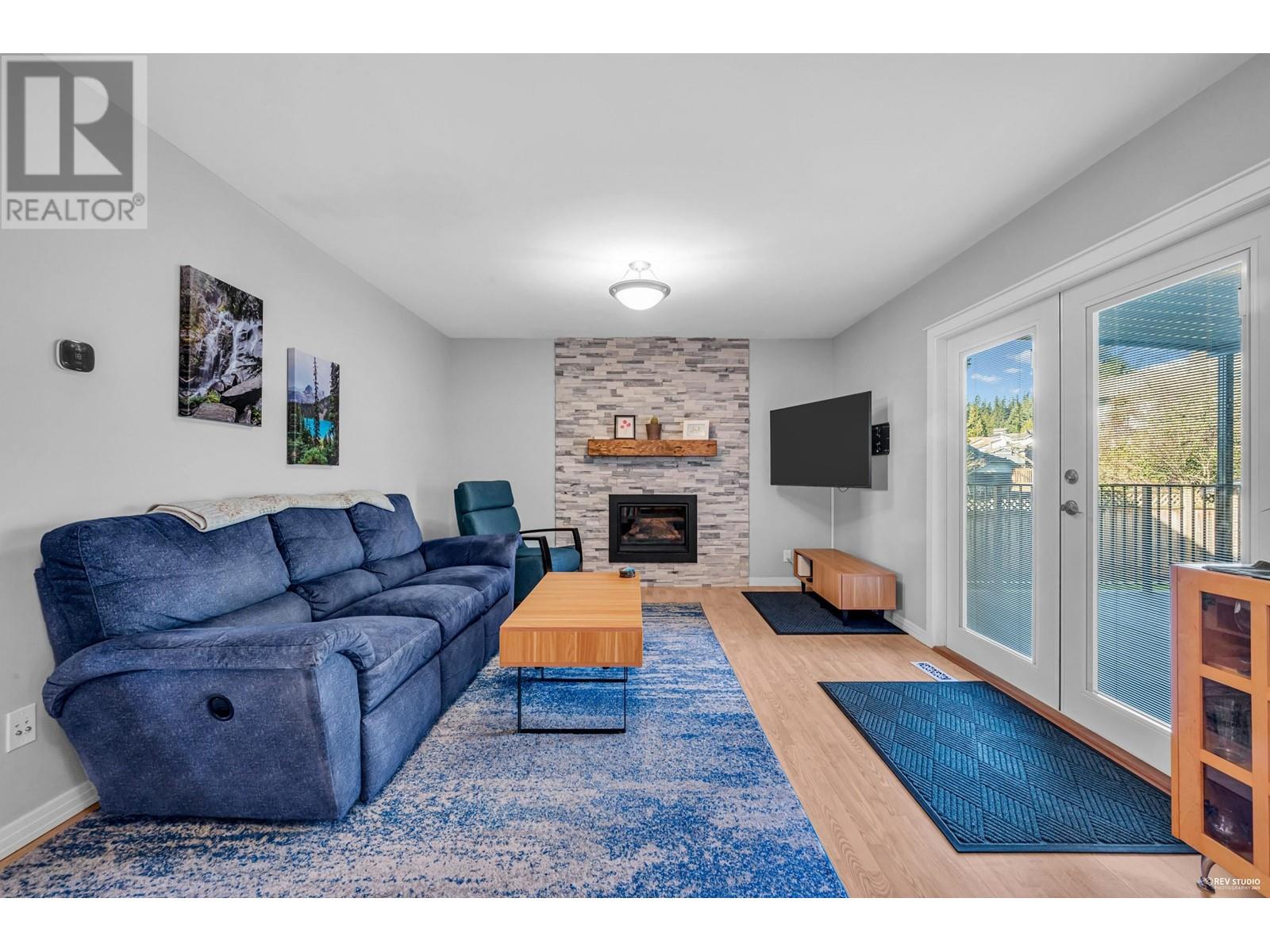 1346 Lansdowne Drive, Coquitlam, British Columbia  V3E 1K6 - Photo 11 - R2973259