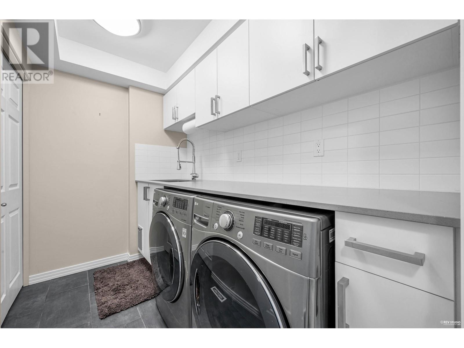 1346 Lansdowne Drive, Coquitlam, British Columbia  V3E 1K6 - Photo 16 - R2973259