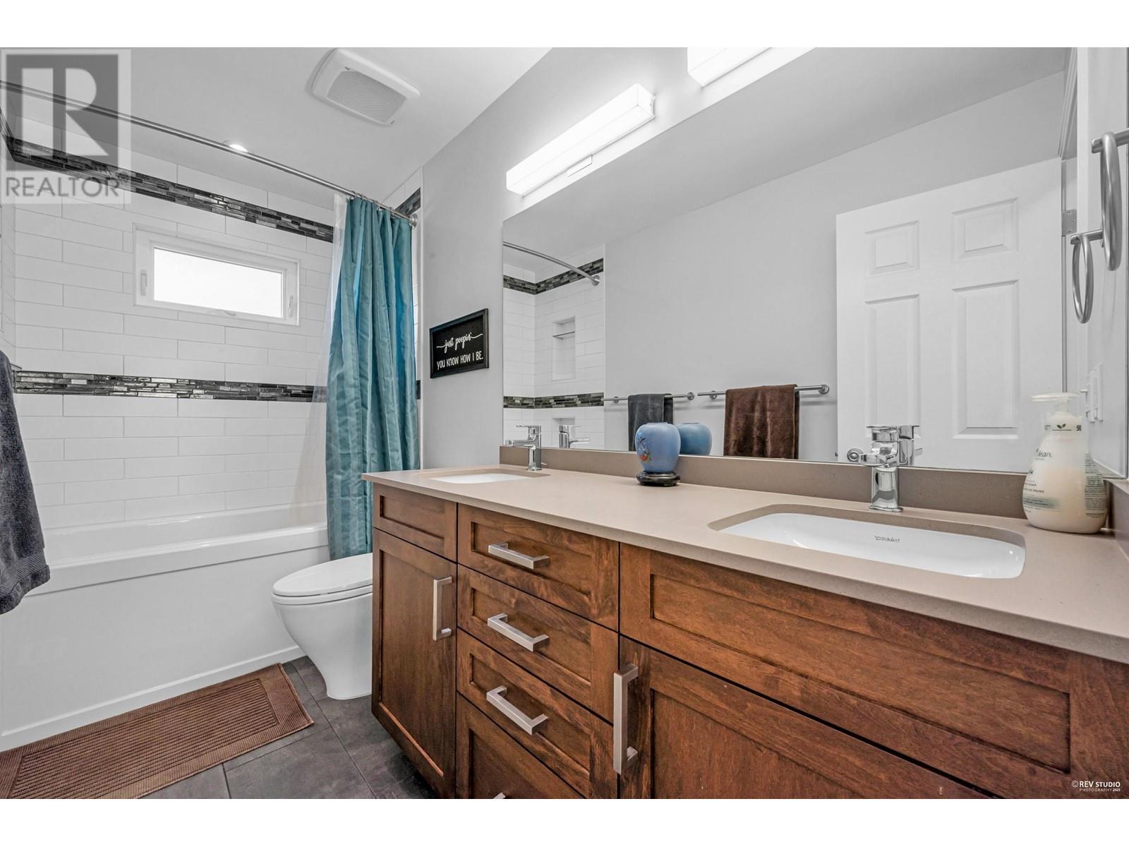 1346 Lansdowne Drive, Coquitlam, British Columbia  V3E 1K6 - Photo 22 - R2973259