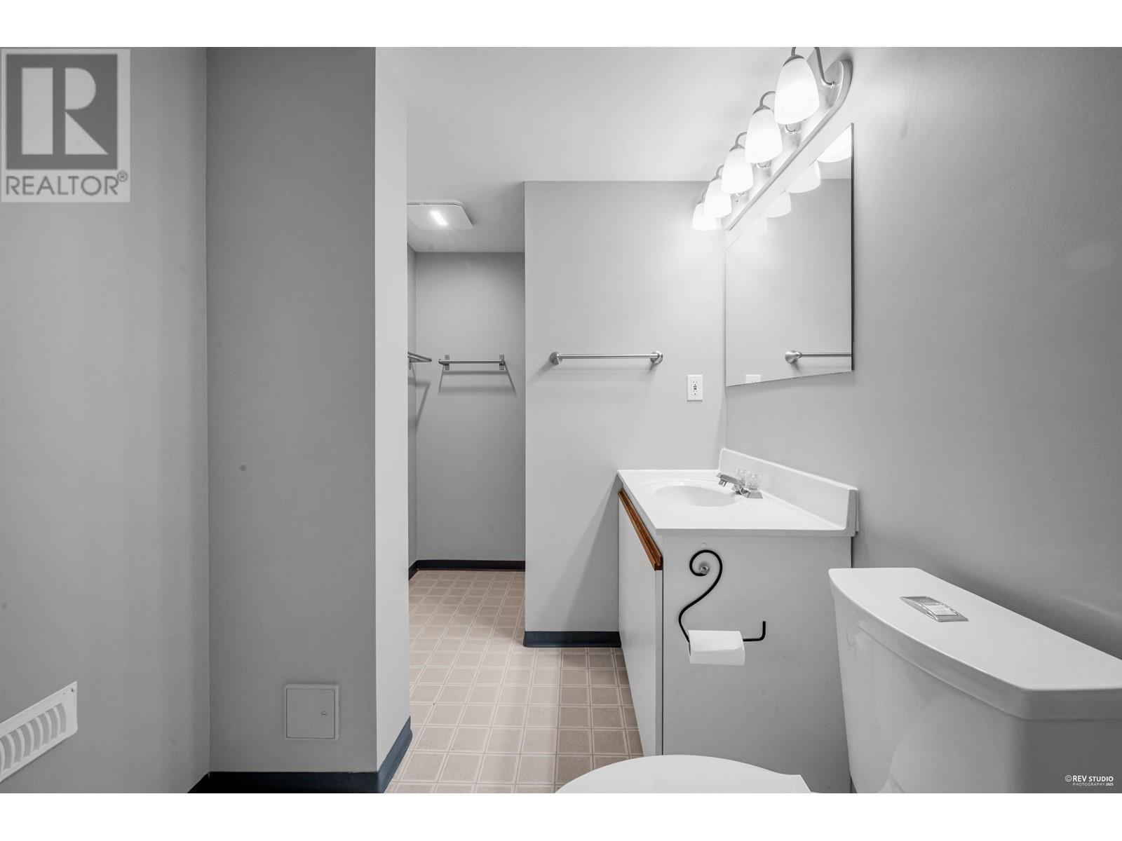 1346 Lansdowne Drive, Coquitlam, British Columbia  V3E 1K6 - Photo 27 - R2973259