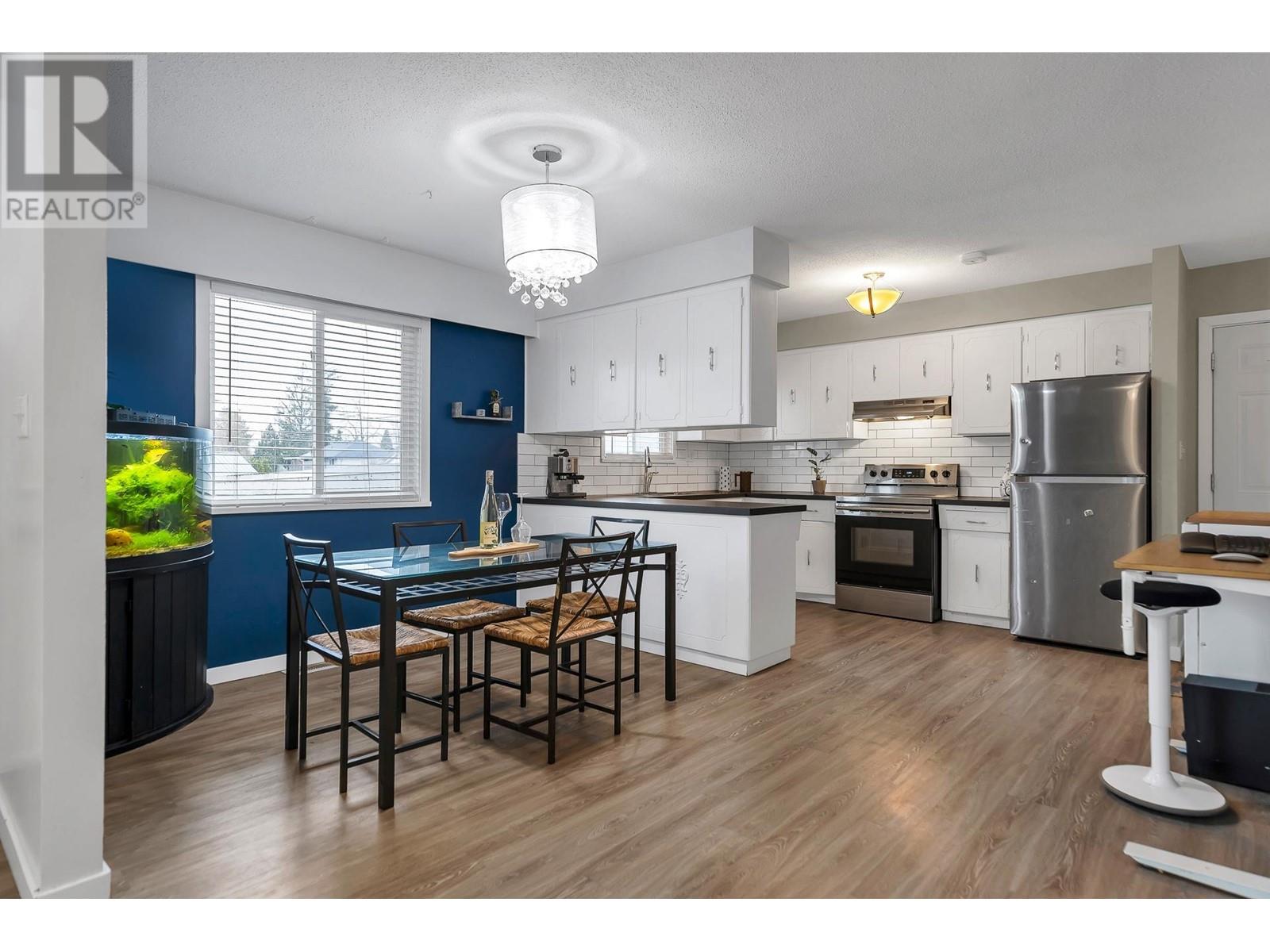 11348 Melville Street, Maple Ridge, British Columbia  V2X 1P6 - Photo 8 - R2973264